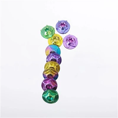 Motorcykelstyrkåpa i titanlegering